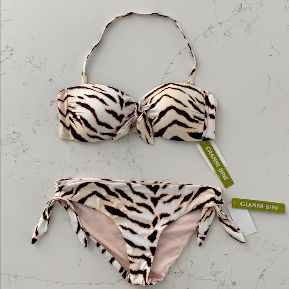 Gianni Bini 2Piece Swimsuit NWT
